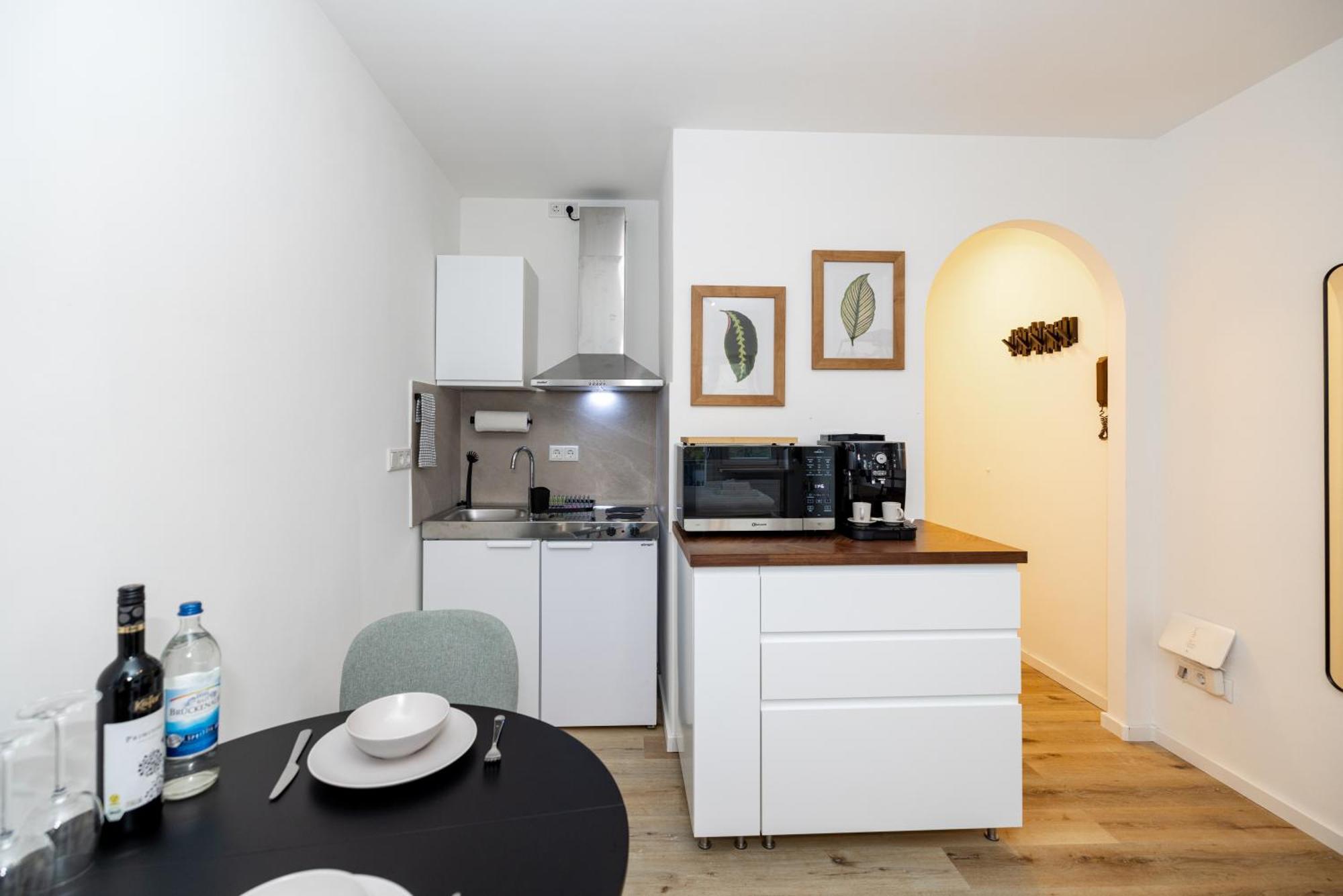 Kleines Apartment Mit Balkon Würzburg Exterior foto